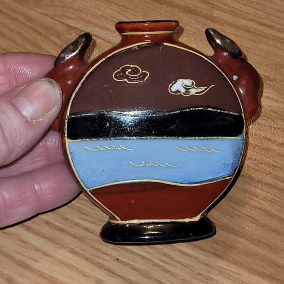 Vtg Satsuma Japanese Geisha Hand-Painted Ceramic Miniature Vase Japan - Picture 2 of 6